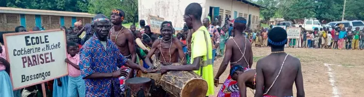 danseurs traditionnels à Bossangoa